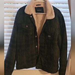 Aeropostale Dark Plaid Jacket with Sherpa Collar XL